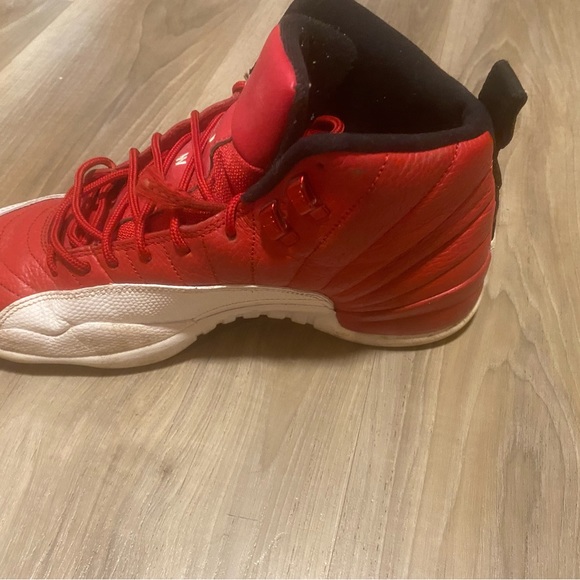 Just like New, rarely worn Jordan’s. Excellent condition - Picture 7 of 9